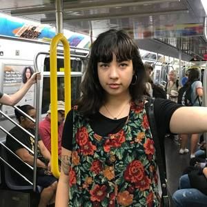 Meet your Posher, Maya